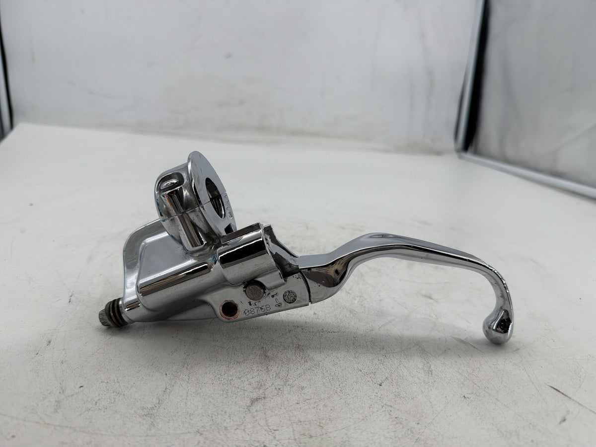 2006 Harley Road King Touring OEM Front Right Brake Lever Master Cylinder CHROME