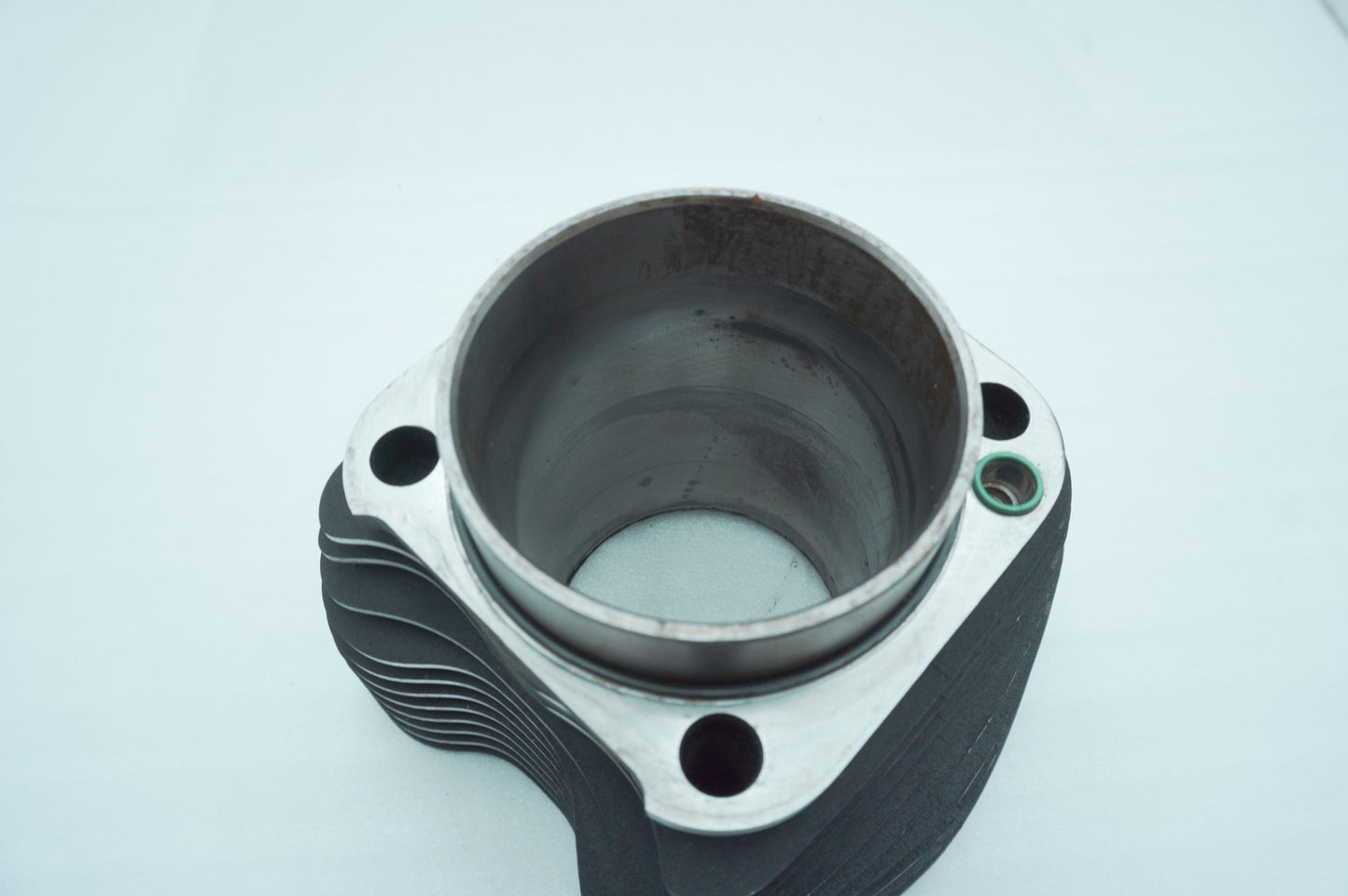 2007 - 2011 Harley-Davidson Touring Electra Glide Twin Cam Engine Jug 1 Cylinder Barrel 16593-99