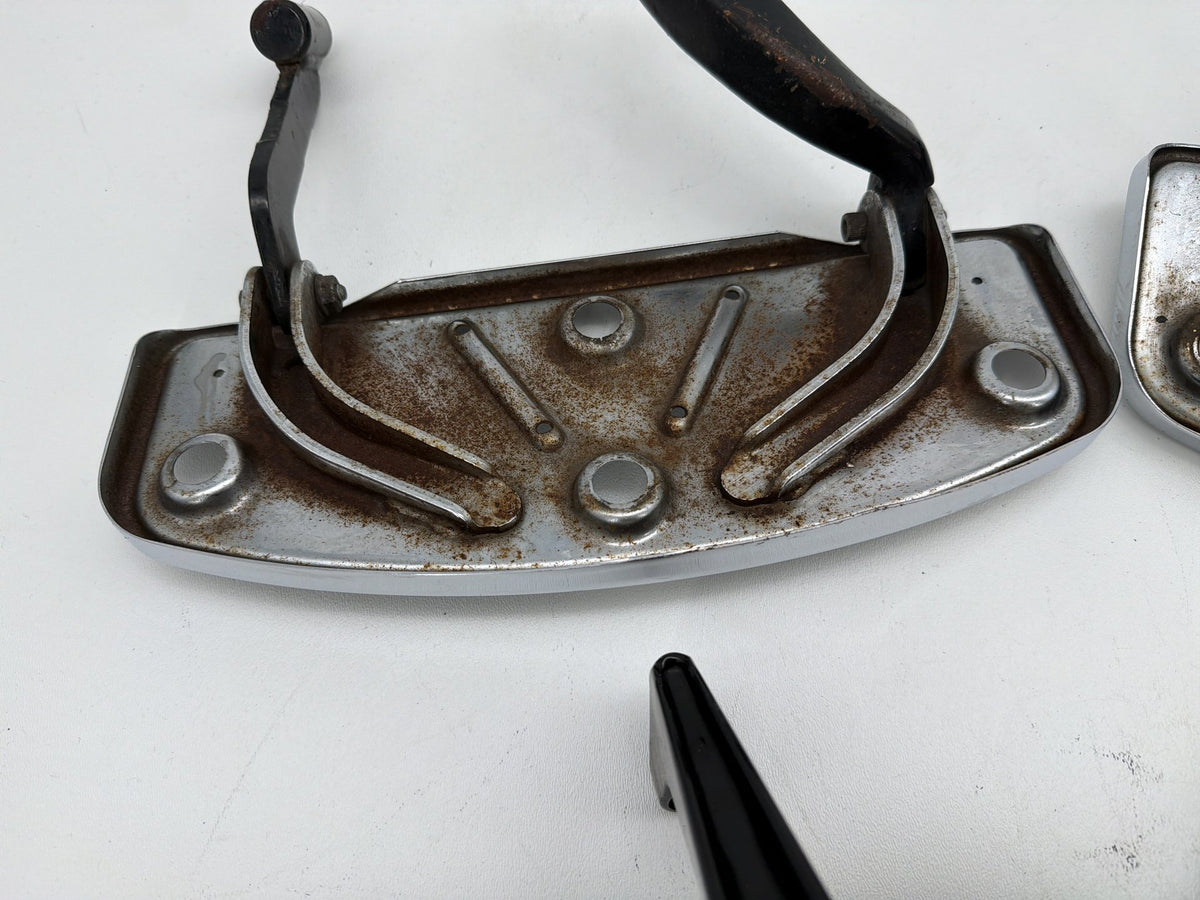2001 Harley Electra Glide Touring Left Right Driver & Pass Floorboard Foot Rest