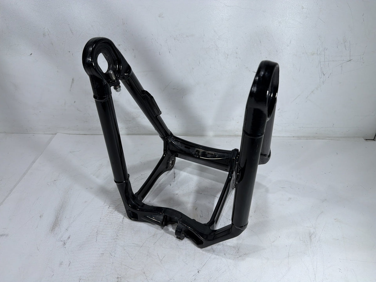 2020 Harley Softail Standard FXST OEM Rear Fork Swingarm Swing Arm