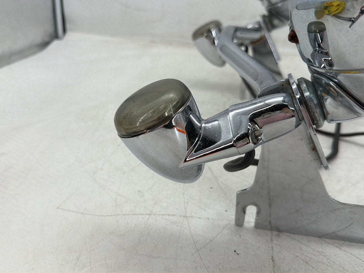 2006 Harley Electra Glide Touring Ultra FLHTCUI OEM Front Turn Signal Indicators Aux Light Bar