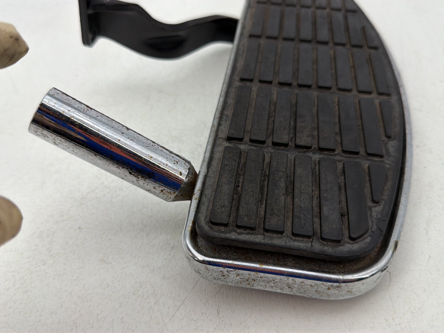 1986 - 1998 Harley-Davidson Softail Heritage Classic Left Driver 1 Floorboard Foot Rest 50614-91A