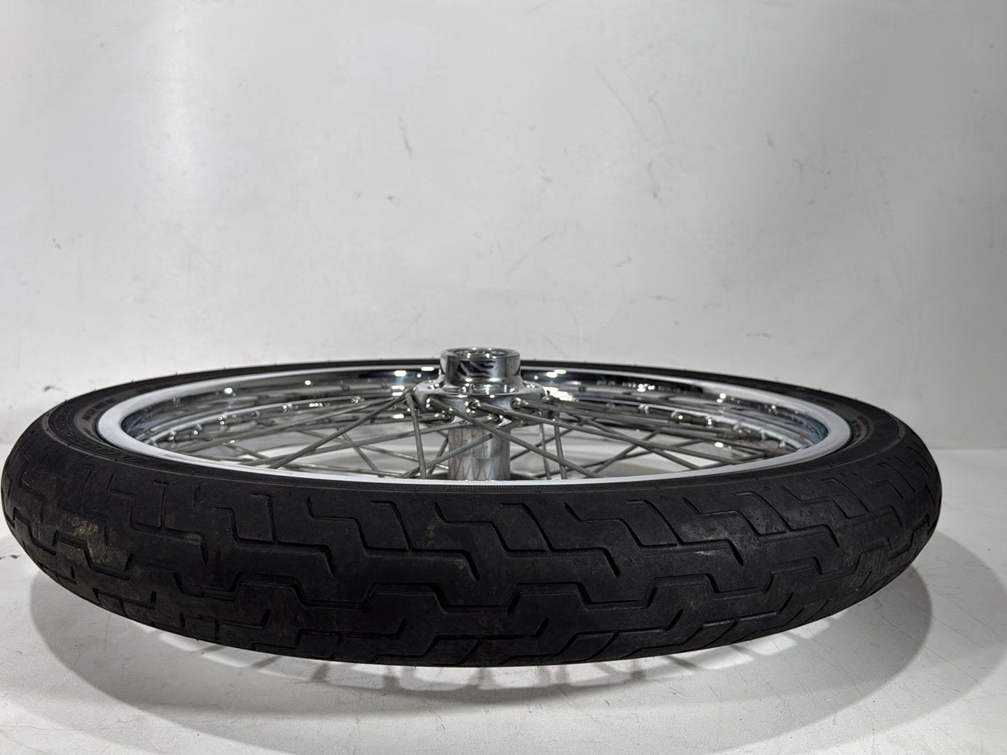 2000 Harley Dyna FXDWG Wide Glide OEM Front Wheel Rim Tire Spoked