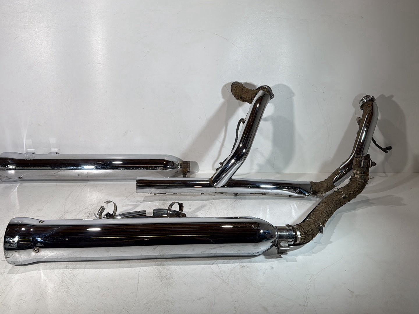 2008 Harley Touring Electra Glide Ultra OEM Exhaust Header Pipes Muffler COBRA