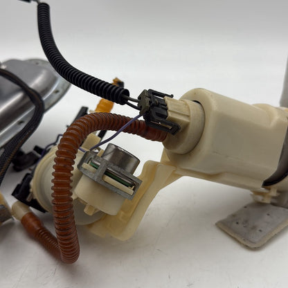 2007 - 2012 Harley-Davidson Dyna Street Bob Gas Gasoline Fuel Petrol Pump Sending  	61016-04B