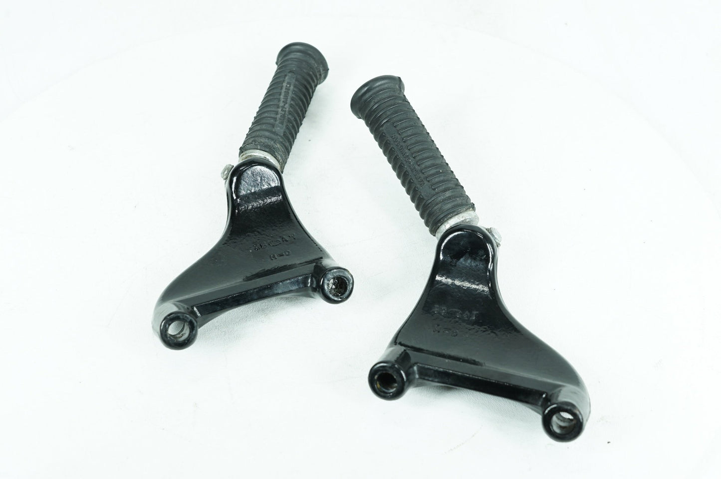 2013 Harley Sportster XL883N Iron 883 OEM Passenger Left & Right Foot Pegs