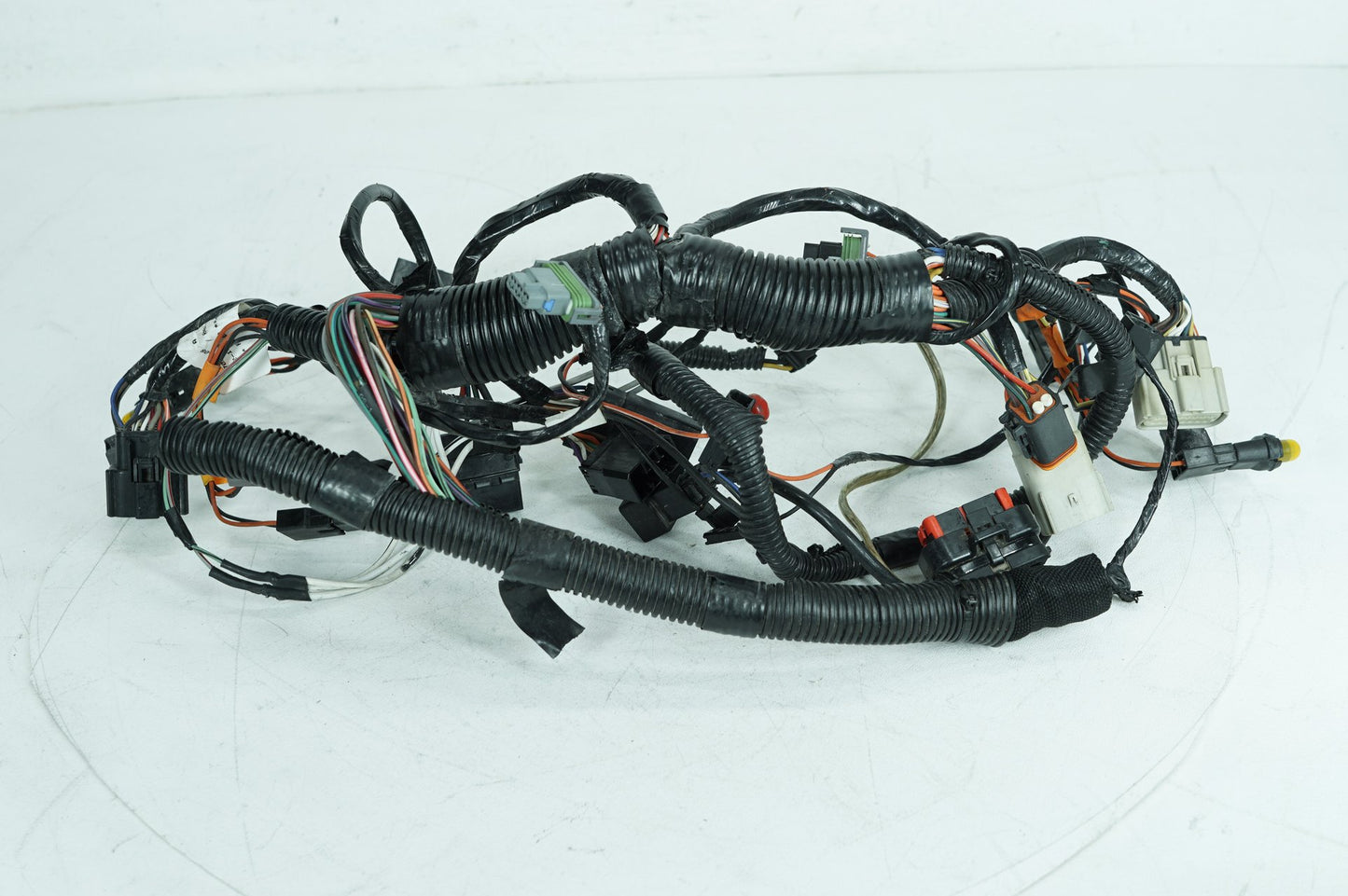 2007 - 2011 Harley-Davidson Touring Electra Ultra Front Sub Wiring Harness Loom Interconnect 70232-08