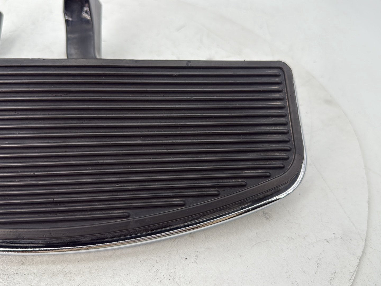 2008 - 2016 Harley-Davidson Touring Electra Glide Ultra Left Driver 1 Floorboard Foot Rest 50621-06