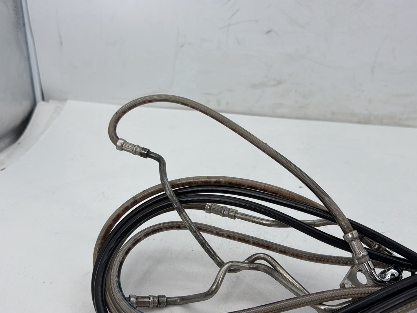 2014 Harley Electra Glide Touring CVO Screamin Eagle OEM Front Brake Hose Line Pipe ABS