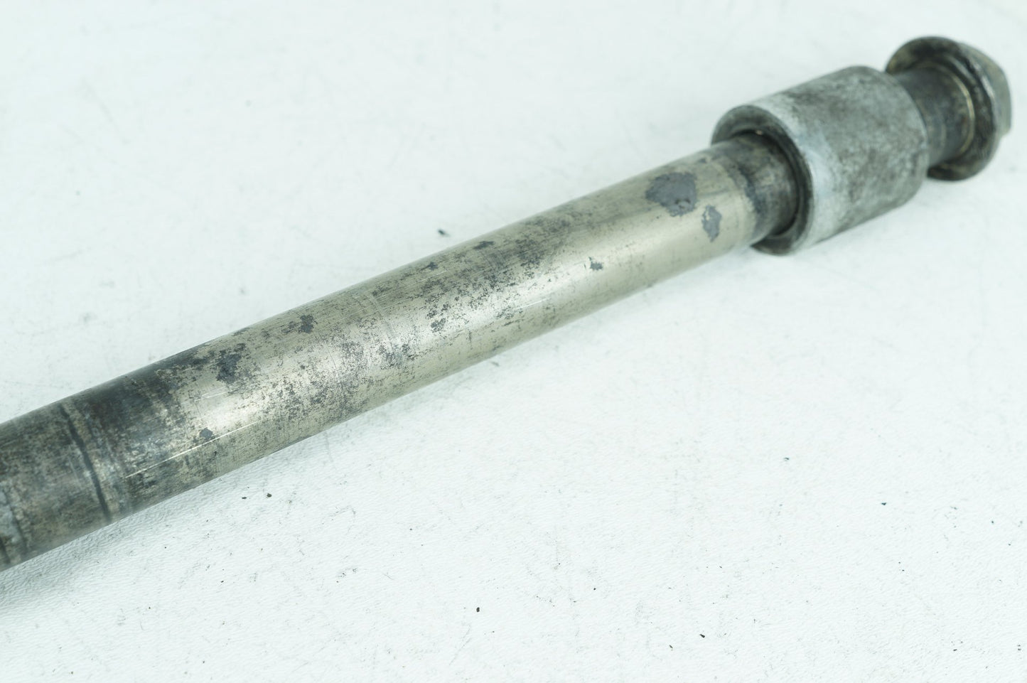 2004 - 2013 Harley-Davidson Sportster Low Rear Wheel Axle Bolt Shaft 41176-08