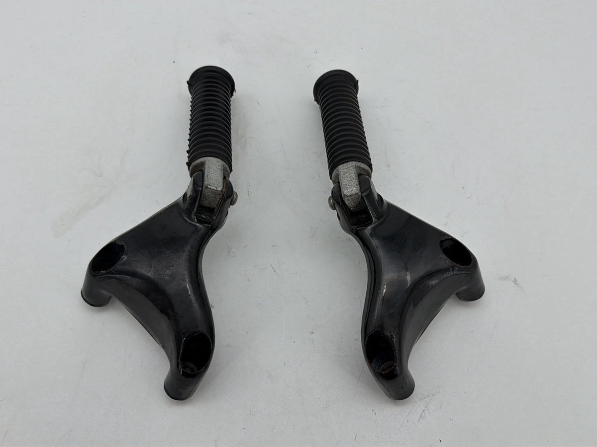 2005 Harley Sportster 1200 XL1200R OEM Left Right Driver Foot Rest Pegs