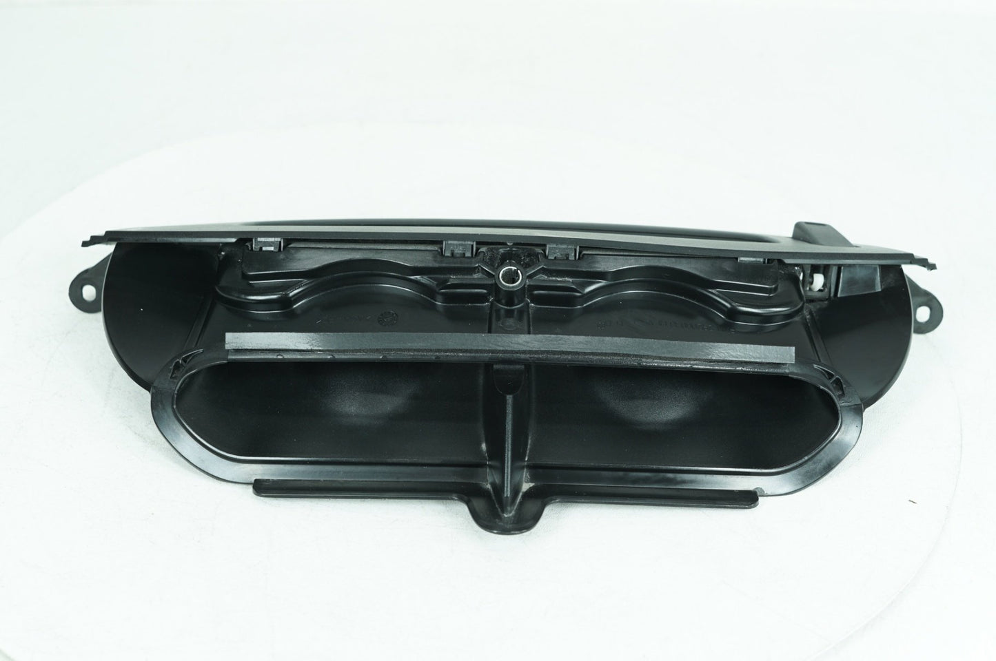 2008 - 2016 Harley-Davidson Touring Electra Glide Ultra Front Inner Fairing Air Duct Vent 29200003