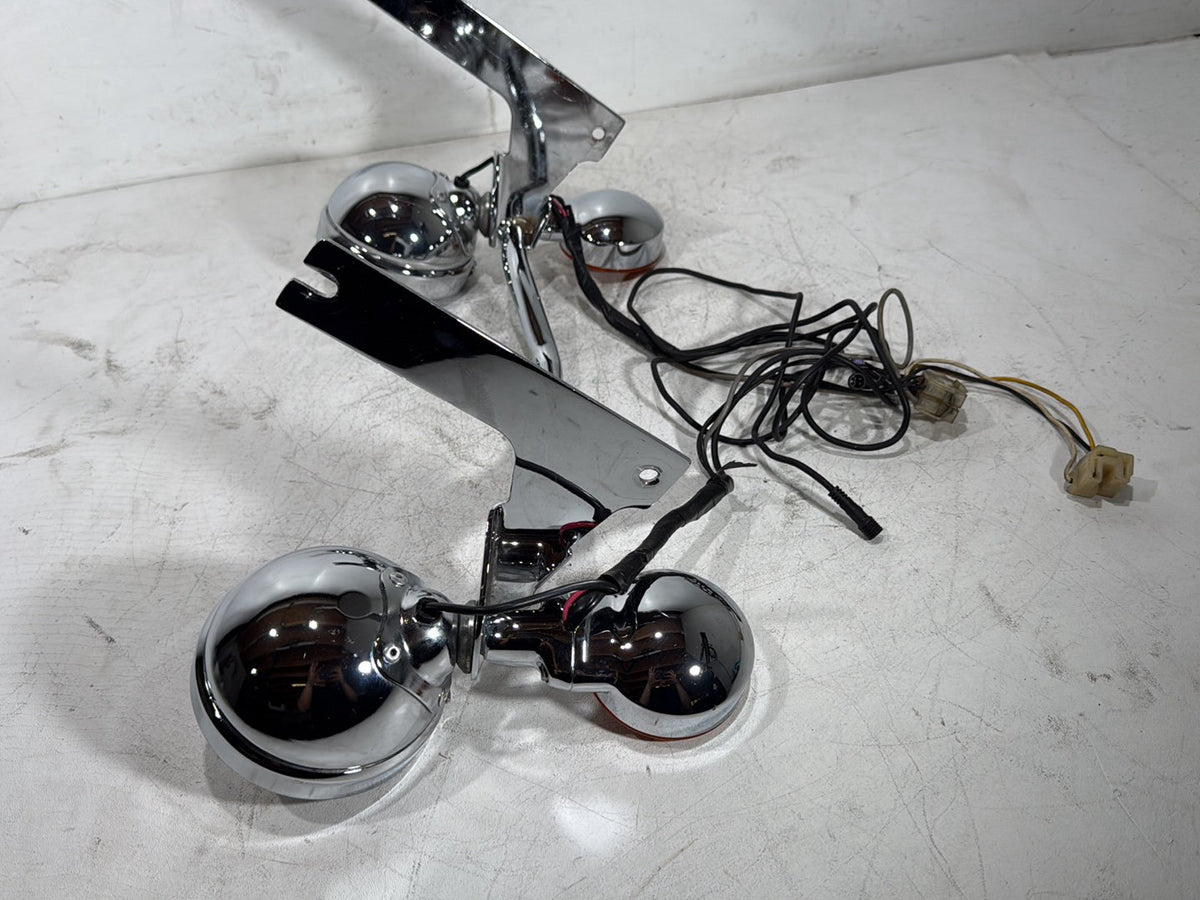 1992 Harley Electra Glide Touring OEM Front Turn Signal Indicators Aux Light Bar
