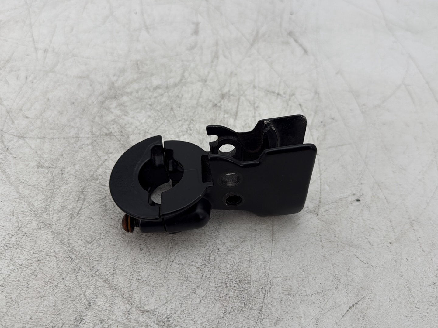 2013 Harley Electra Glide Touring Ultra FLHTCUI OEM Clutch Hand Lever Clutch Perch 38608-96