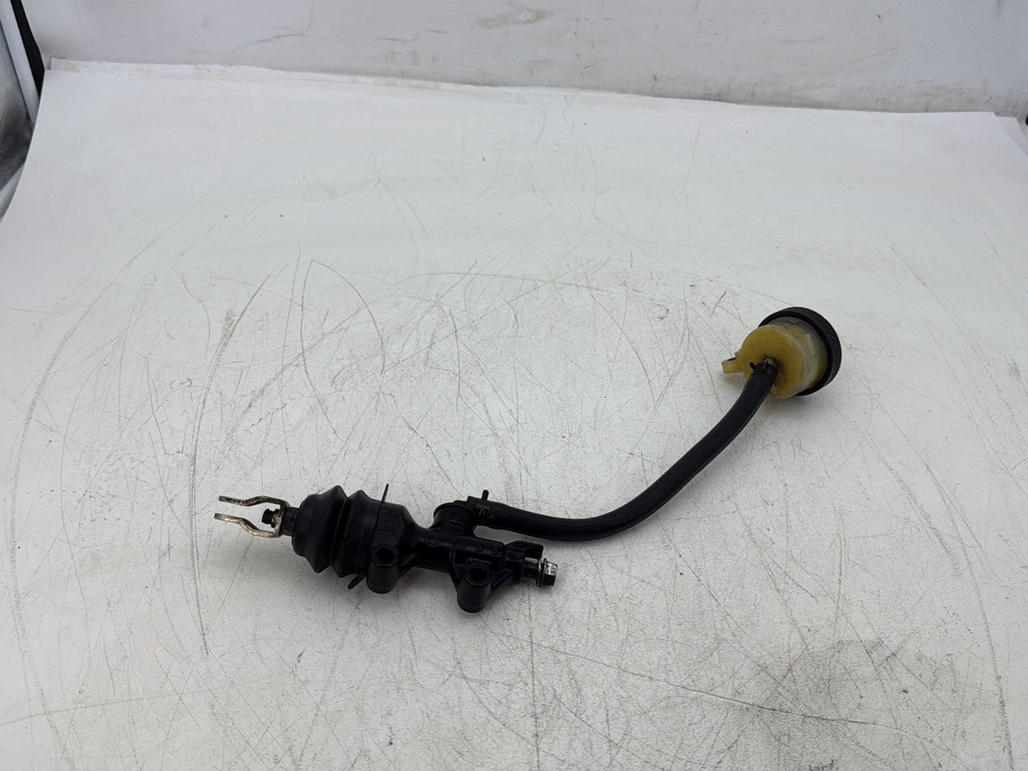 06 Harley Sportster XL883L 883 Low Rear Brake Master Cylinder Bottle Brake Line