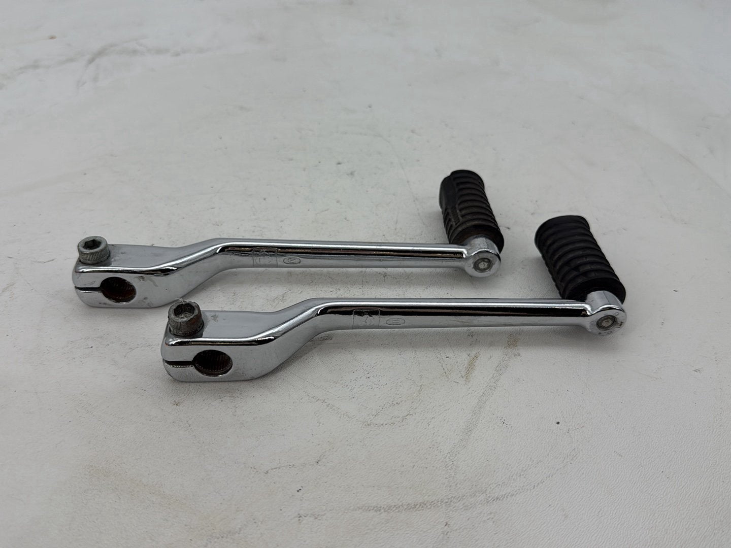2007 Harley Street Glide Touring FLHX OEM Gear Shifter Lever Pedal Pedals