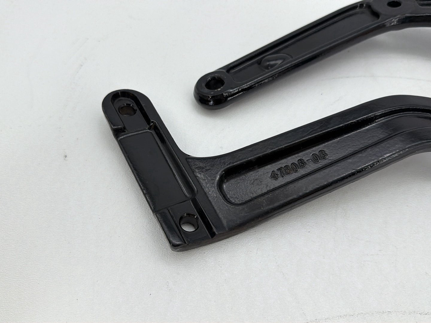 2011 Harley Heritage Softail Classic Rear Left & Right Fender Support Bracket