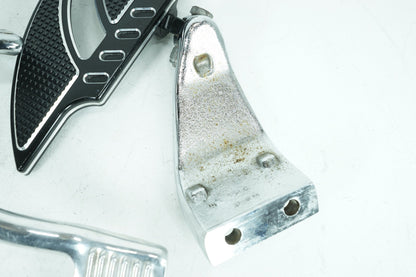 1999 - 2006 Harley-Davidson Dyna Street Bob Left & Right Driver Step Foot Rest Pegs 50639-90A