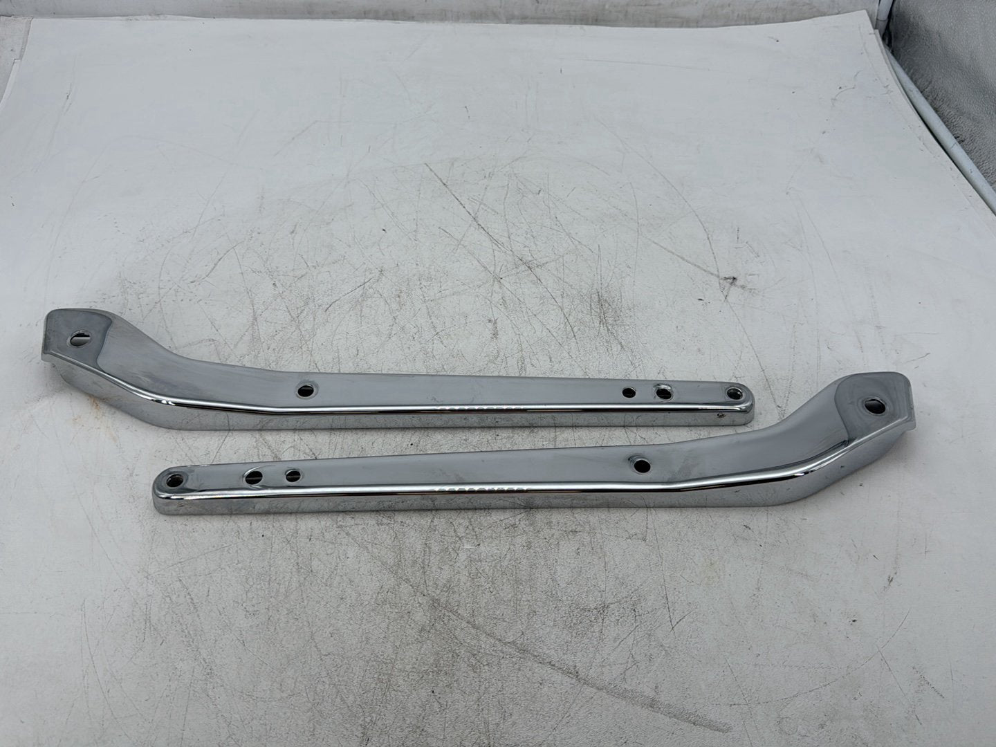 2003 Harley Dyna Wide Glide FXDWG OEM Rear Left Right Fender Struts Bracket