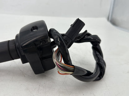 2008 Harley Touring FLHTCU Electra Glide Ultra OEM Right Engine Start Kill Switches Controls