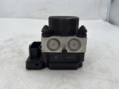 18 Harley Electra Glide Touring Ultra FLHTCU OEM ABS Brake Pump & Control Module