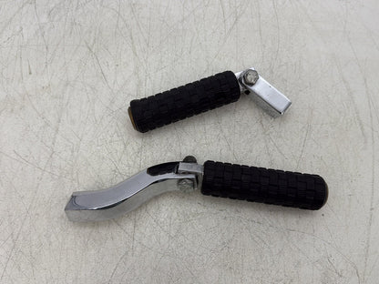2004 Harley Dyna Super Glide FXDI OEM Passenger Left & Right Foot Pegs