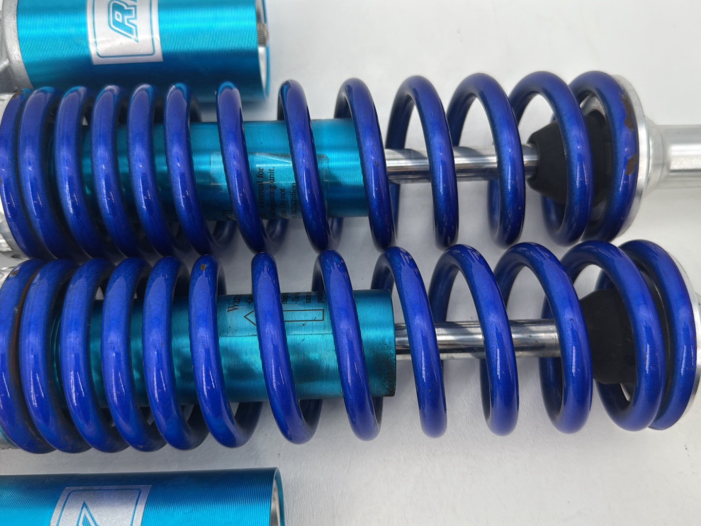 2004 - 2022 Harley-Davidson Sportster 1200 Nightster Rear Left Right Shock Absorbers DELTA/ALPHA