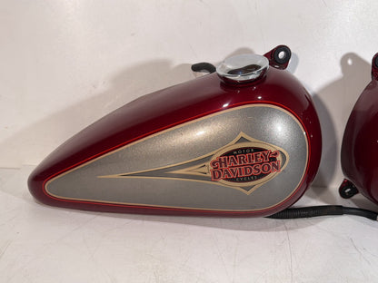 1986 - 1998 Harley-Davidson Softail Heritage Classic Fuel Gas Tank Gasoline Reservoir 61228-97 , 61426-97
