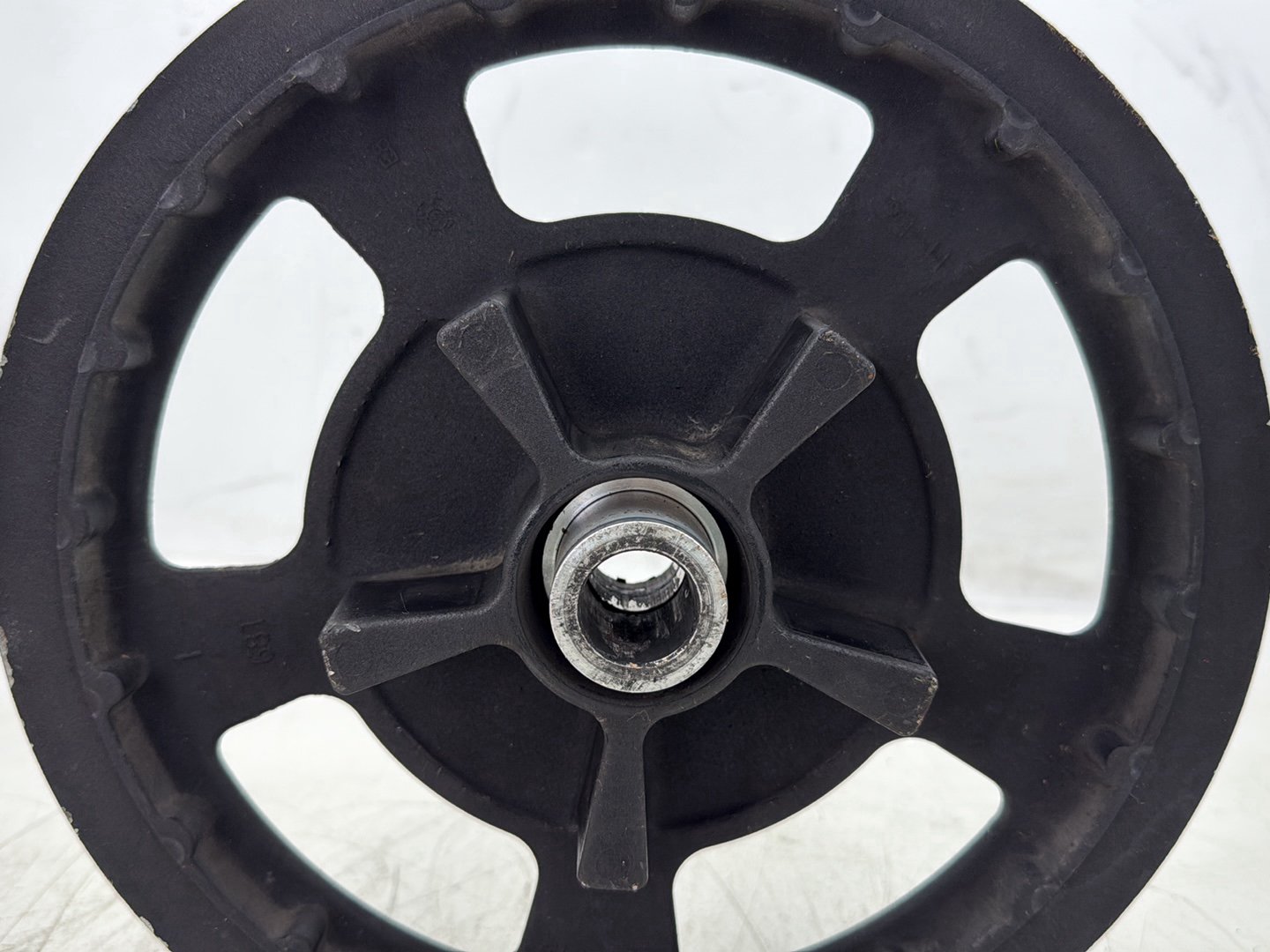 2015 Harley Road Glide Touring FLTRXS OEM Rear Driver Pulley Sprocket