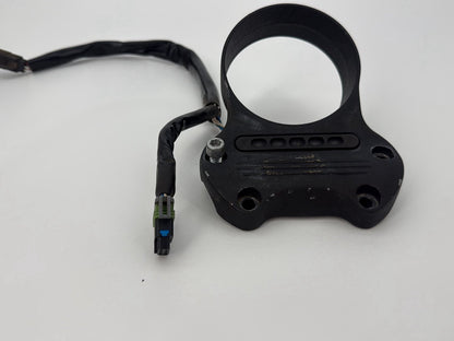 2014 Harley Sportster XL883L 883 SuperLow OEM Speedometer Holder Bracket Mount Bezel
