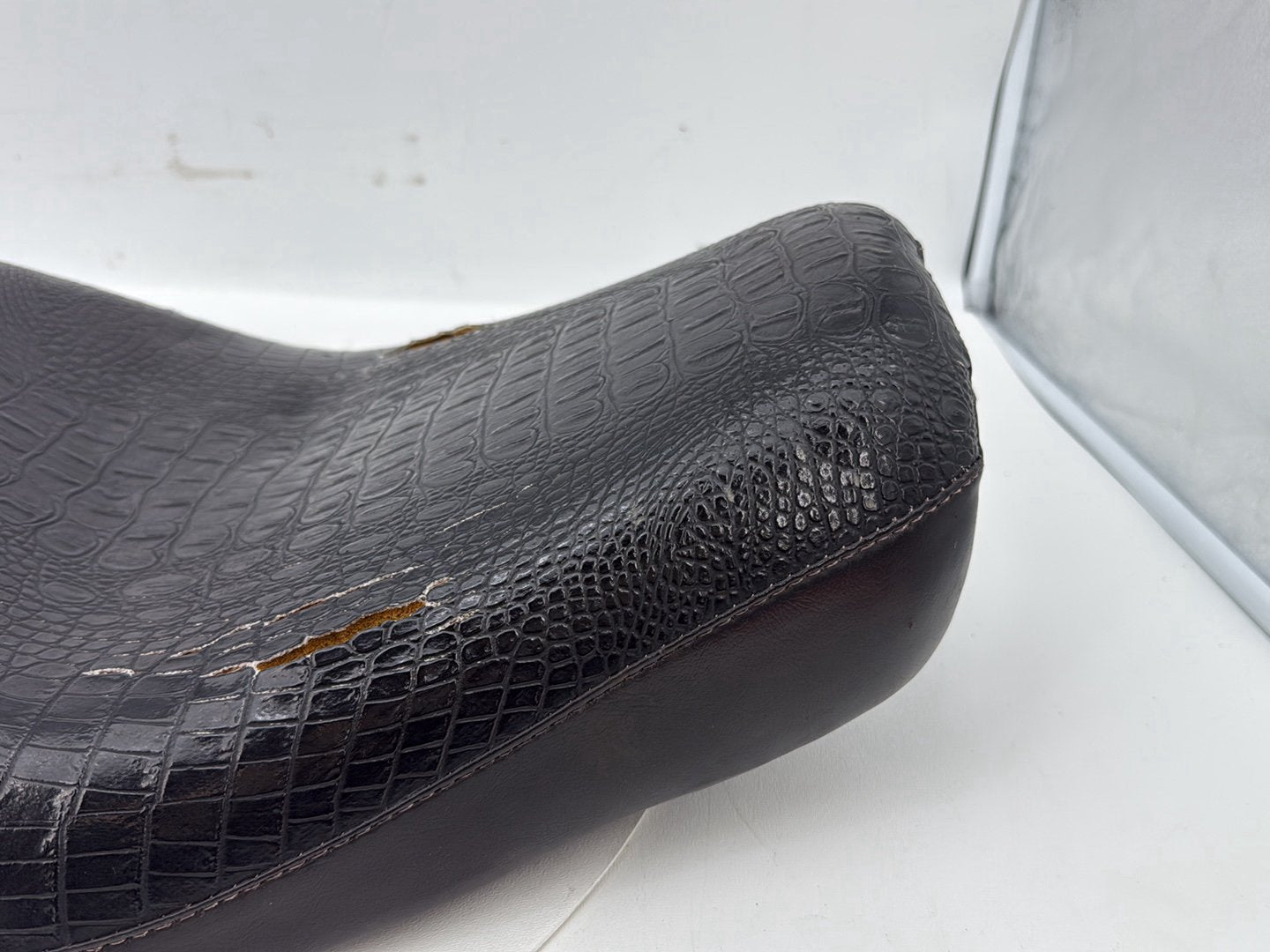 2004 - 2013 Harley-Davidson Sportster 883 Custom Passenger Rider Driver Seat Saddle  	52608-04