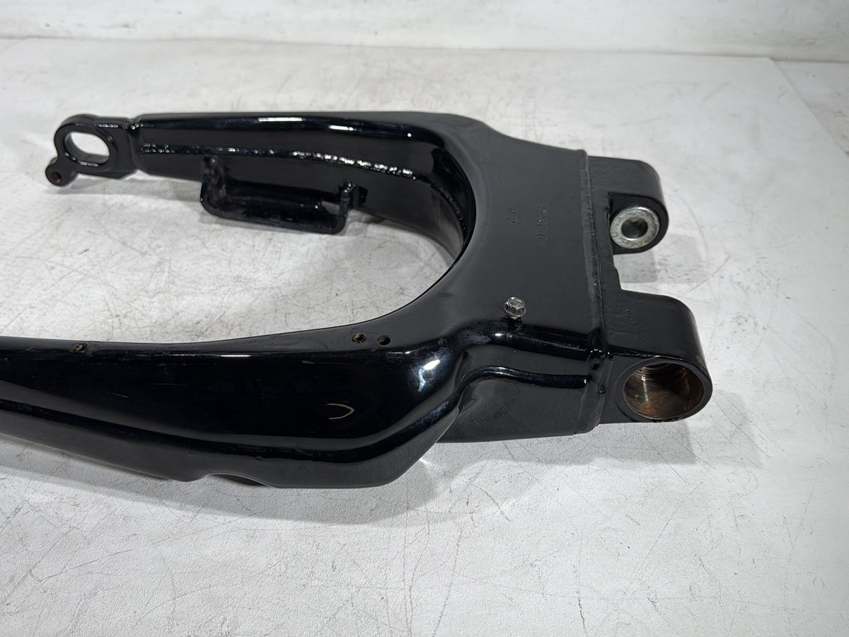 2011 Harley Electra Glide Touring Ultra OEM Rear Fork Swingarm Swing Arm