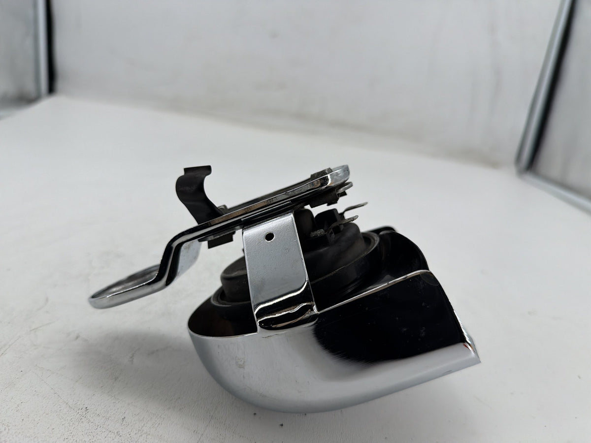 2001 Harley Electra Glide Touring Classic OEM Horn Signal Klaxon Chrome Cover