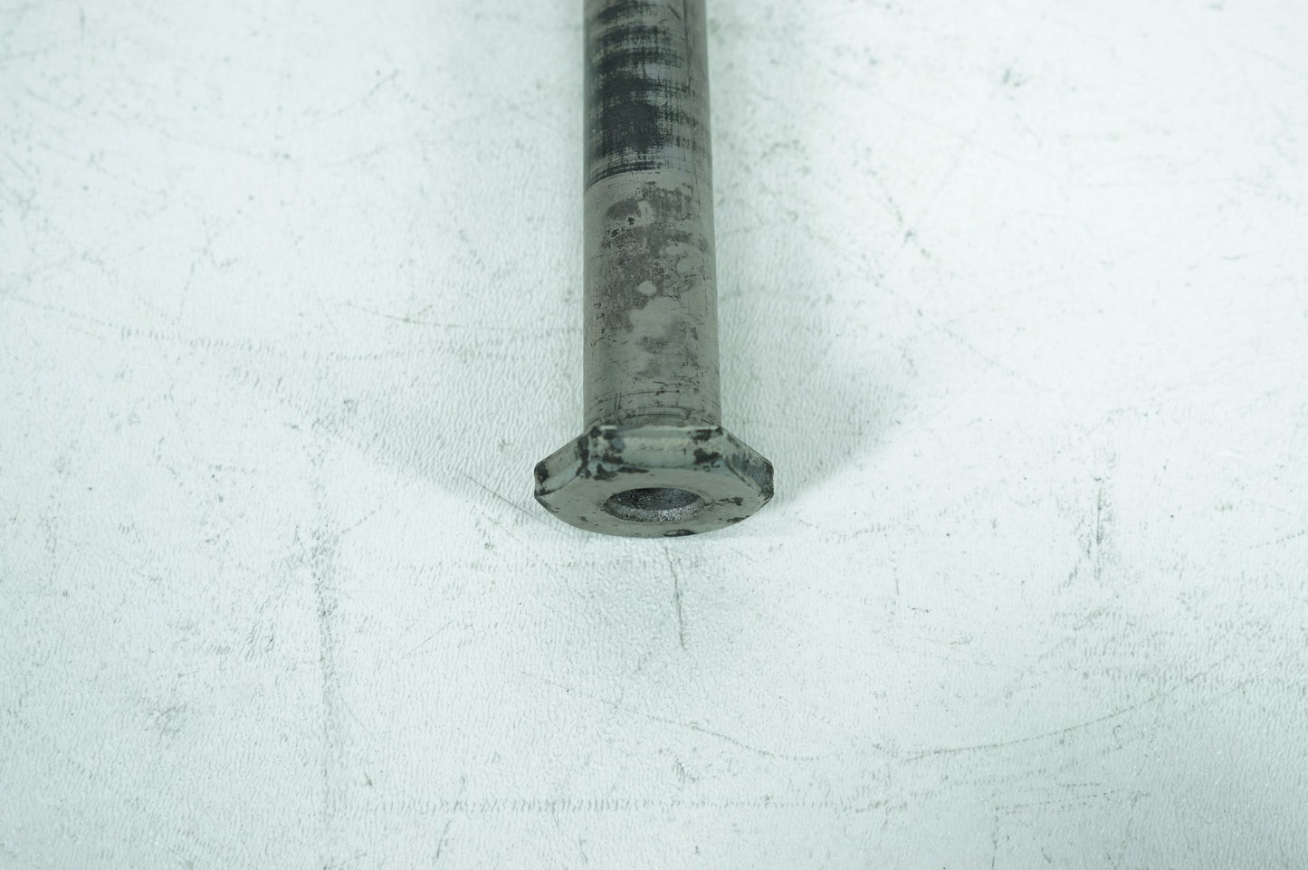 1999 - 2006 Harley-Davidson Dyna Street Bob Rear Fork Swingarm Pivot Bolt Shaft 47641-06