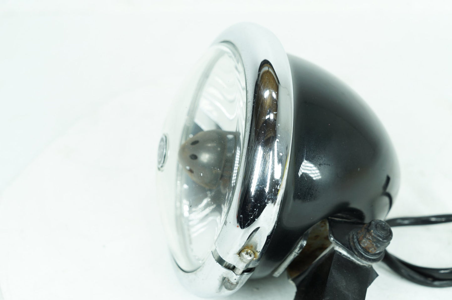 2007 - 2017 Harley-Davidson Dyna Wide Glide Headlight Headlamp Head Light Halogen  	68787-10