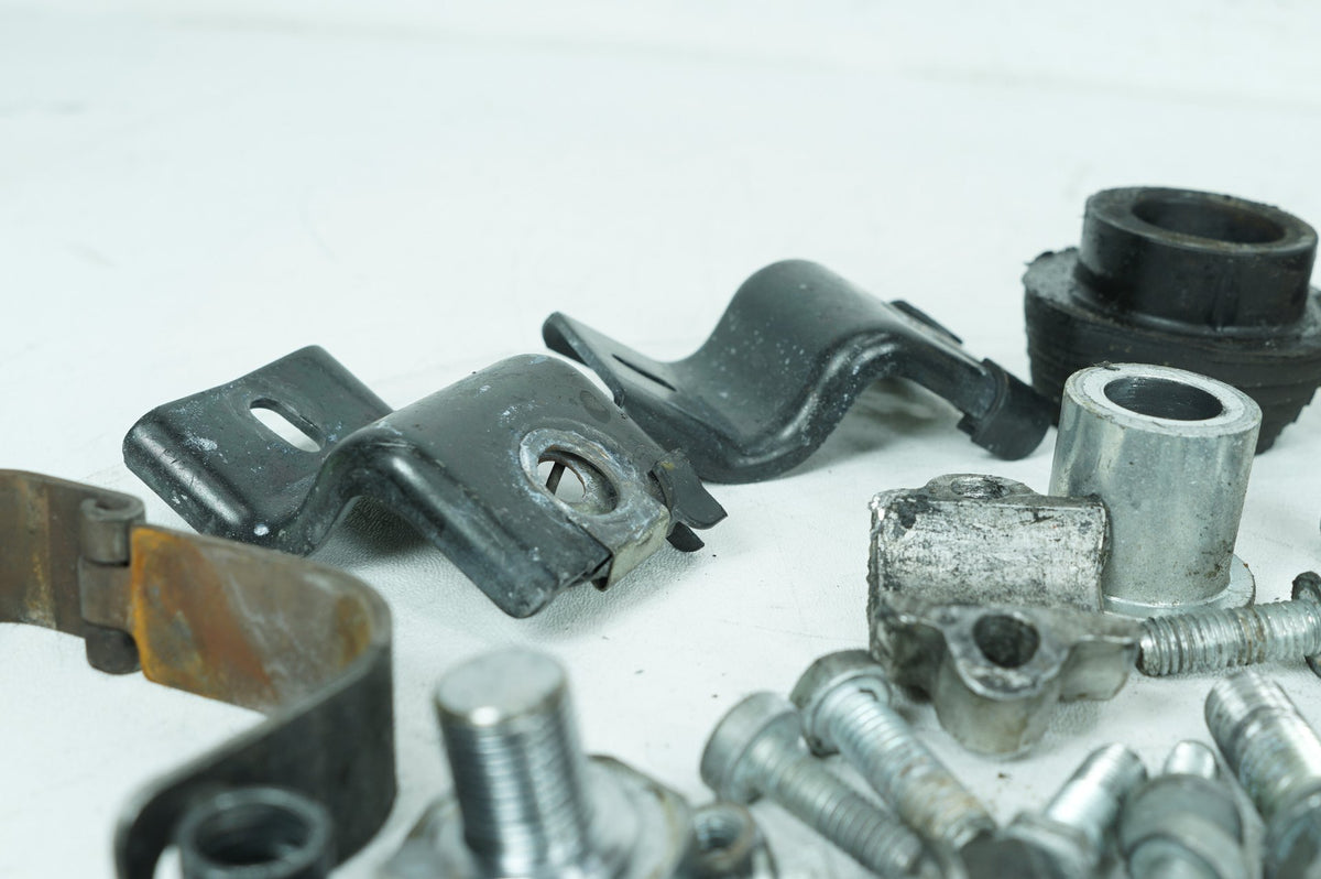 2010 Harley-Davidson Electra Glide Classic FLHTC Hardware Bolts Nuts Brackets