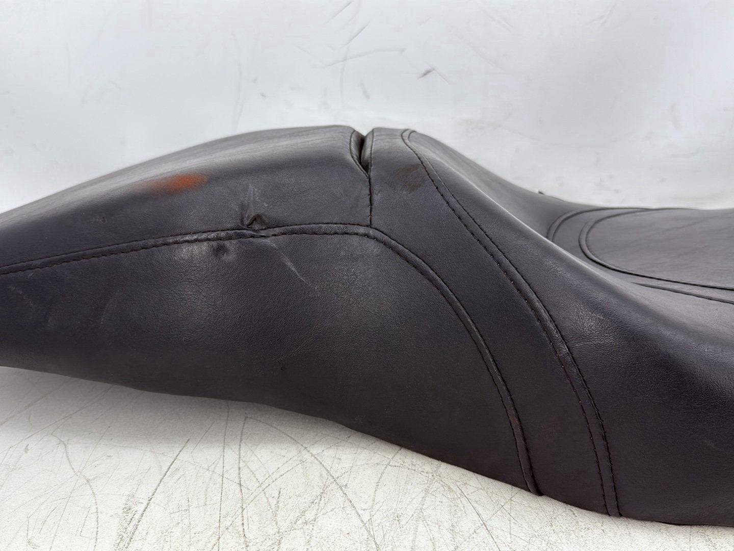 2004 Harley Road King Touring Custom FLHRSI OEM Passenger Rider Driver Seat Saddle