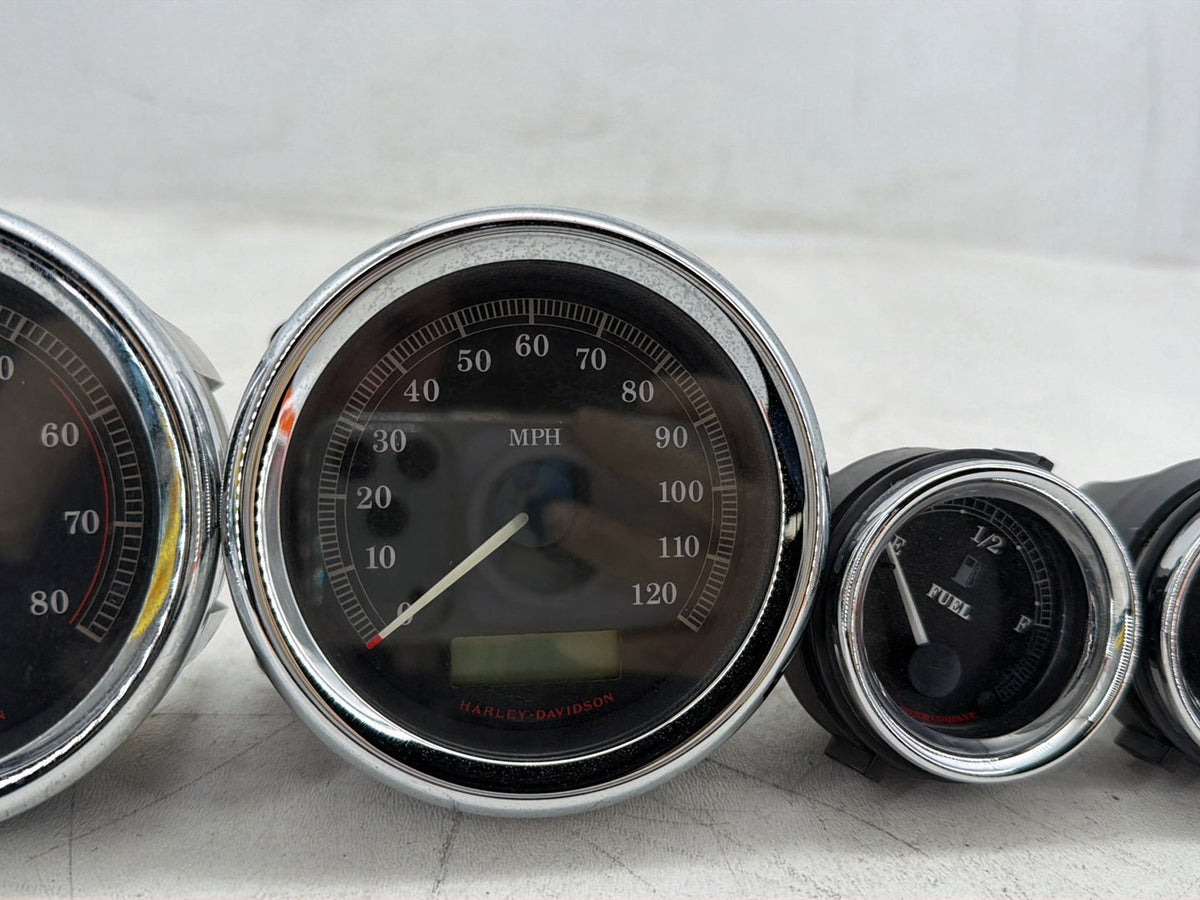 2007 Harley Electra Glide Touring OEM Air Oil Volt Fuel Tacho Speedo Gauges