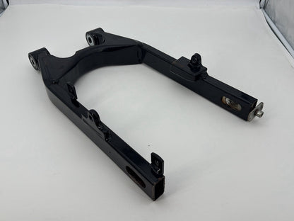 1999 - 2006 Harley-Davidson Dyna Wide Glide Rear Fork Swingarm Swing Arm 47820-90A