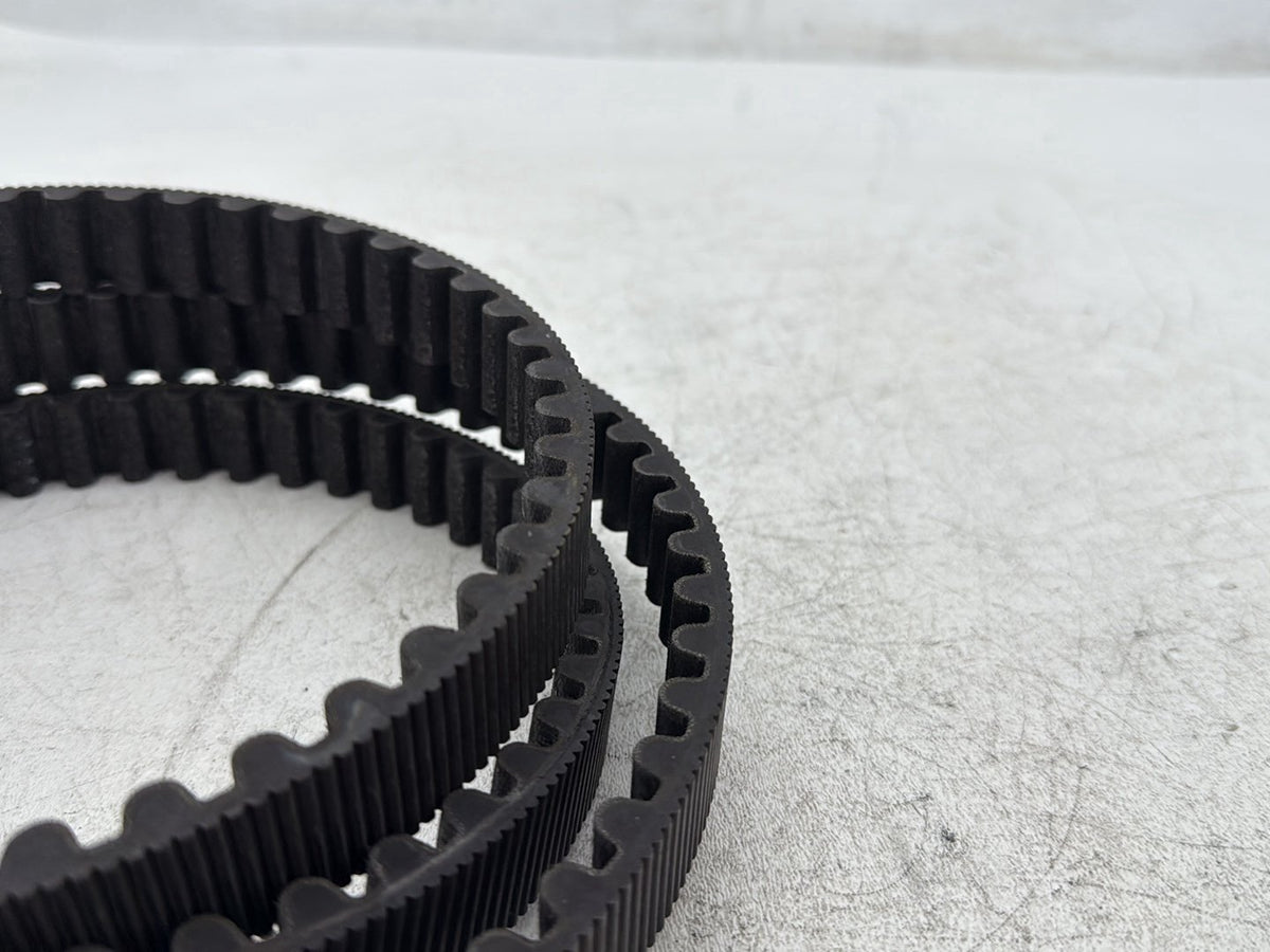2009 Harley Street Glide Touring FLHX OEM Rear Drive Belt 140T 1"