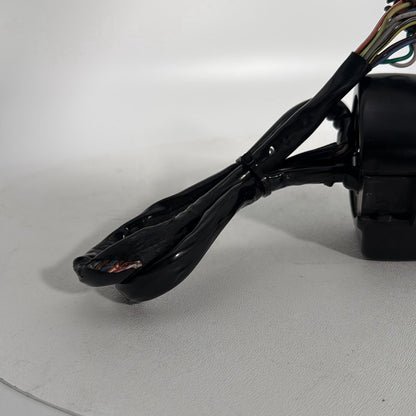 1999 - 2006 Harley-Davidson Touring Electra Glide Classic Left Turn Signal Headlight Switches Controls 71685-06A