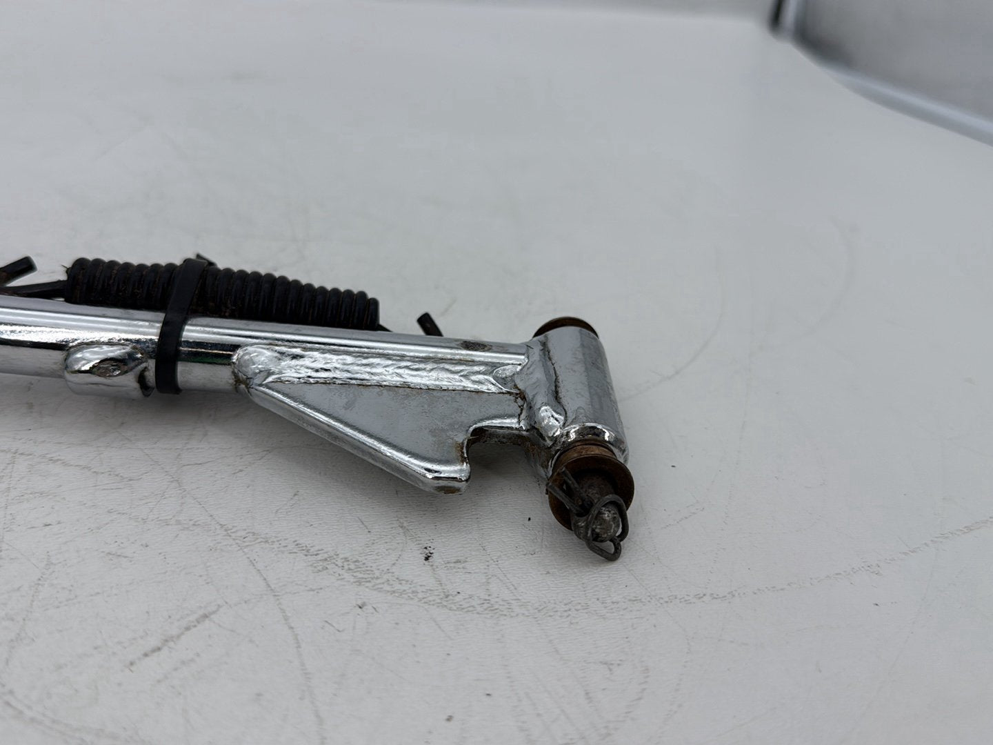 2006 Harley Sportster XL883C 883 Custom OEM Left Side Jiffy Kick Stand & Spring