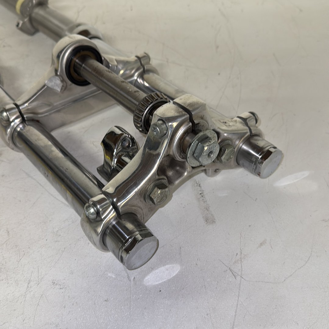 2008 Harley-Davidson Sportster Low Front Fork Upper Triple Tree 46127-04