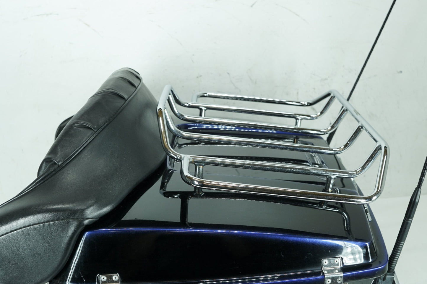 1984 - 1998 Harley-Davidson Touring Electra Glide Ultra Pass Backrest Tour Pak Luggage NOKey   53133-97BDK
