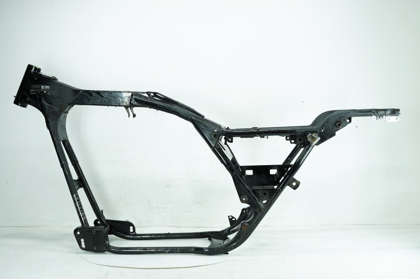1999 - 2006 Harley-Davidson Touring Electra Glide Classic Body Main Frame Chassis SLVG 47900-02A