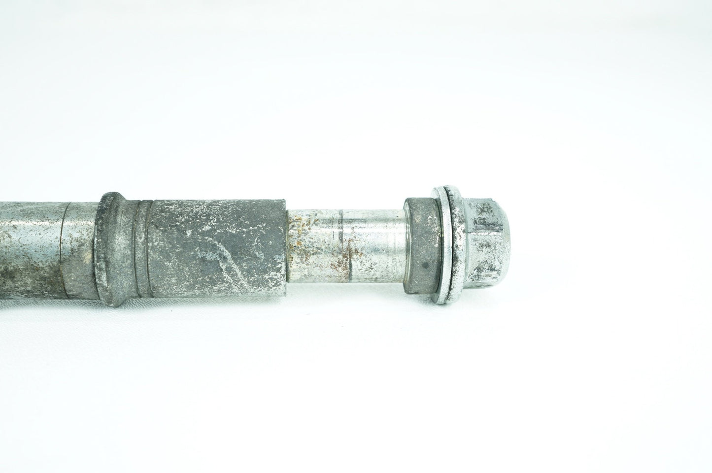 2007 - 2011 Harley-Davidson Softail Heritage Classic Engine Mount Pivot Bolt Shaft 48093-00