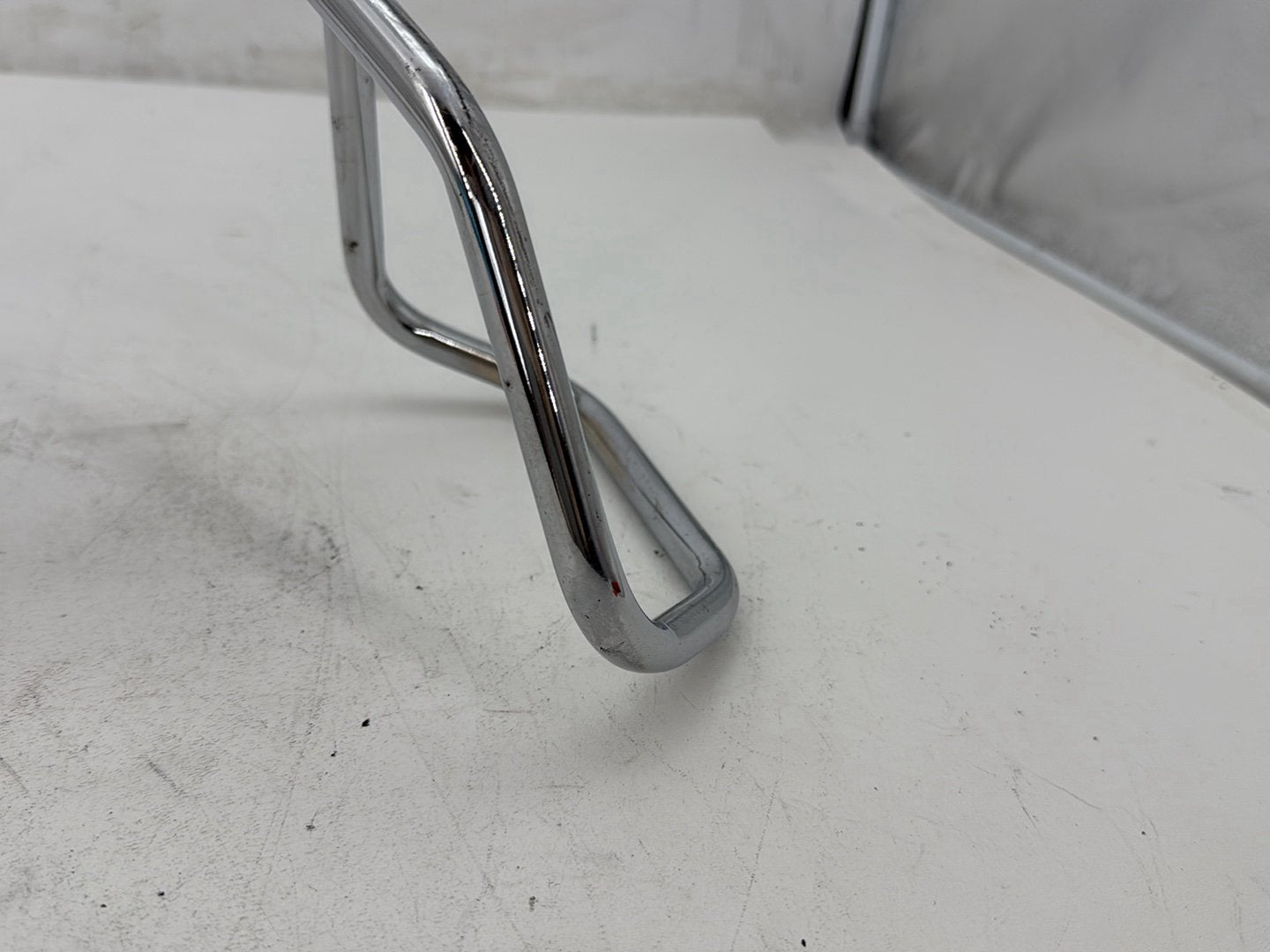 2003 Harley Electra Glide Touring Ultra FLHTCUI OEM Rear Passenger Handrail Grab Bar Hand Rail