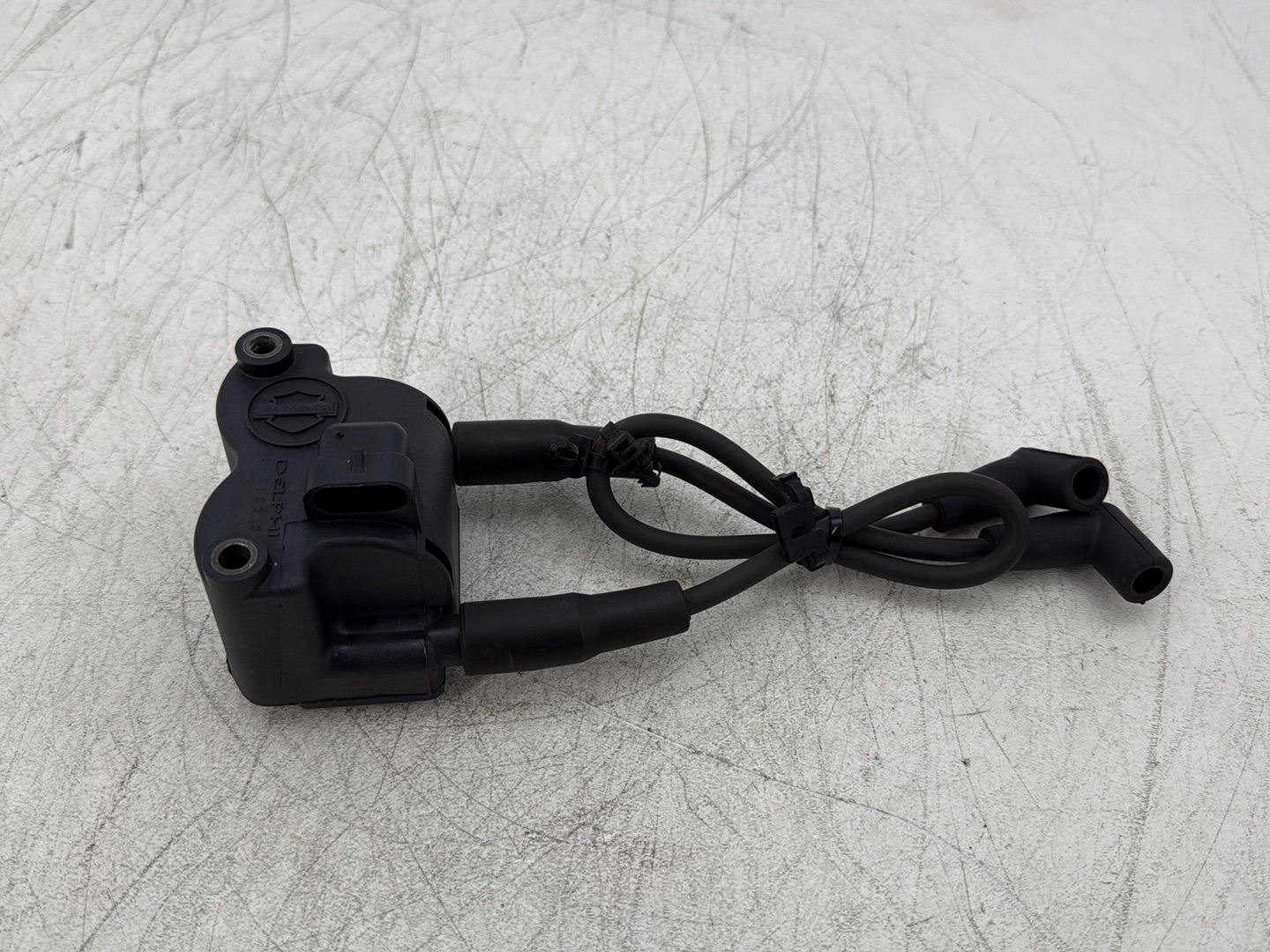 2007 Harley Dyna Street Bob FXDBI OEM Ignition Coil Spark Plugs Cable
