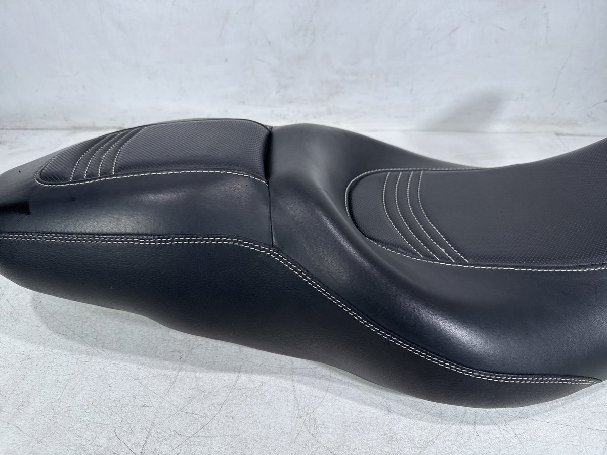 2012 Harley Street Glide Touring FLHX OEM Passenger Rider Driver Seat Saddle