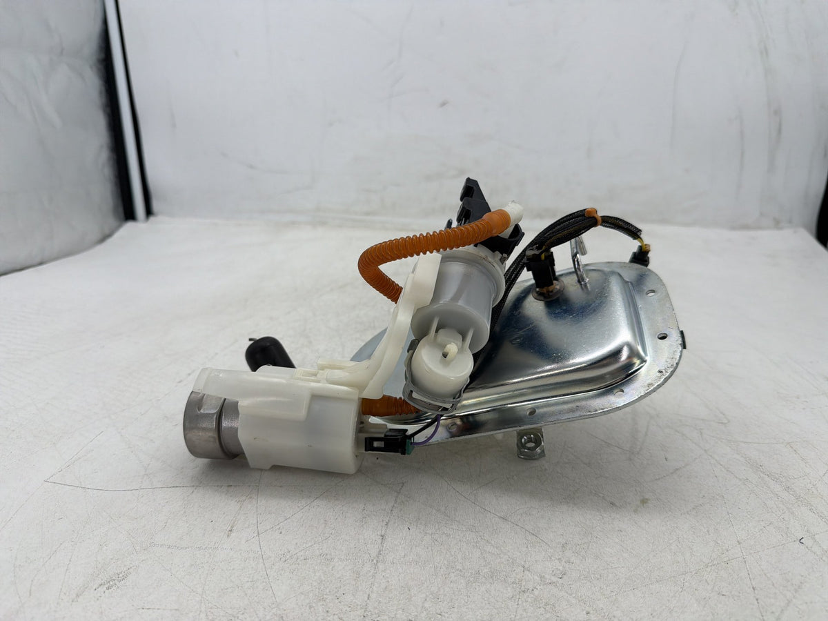 2017 Harley Dyna Street Bob FXDB OEM Fuel Pump Gas Gasoline Petrol Sending